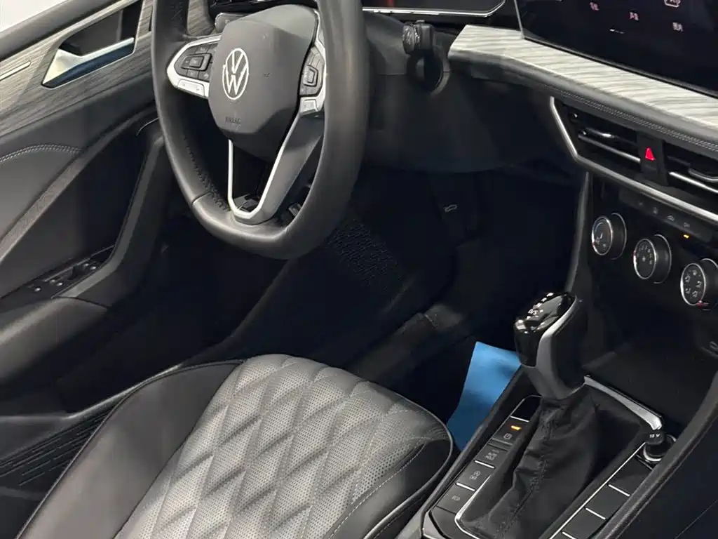 Volkswagen Sagitar — миниатюра 21