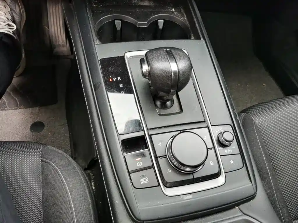 Mazda CX-30 EV — миниатюра 14
