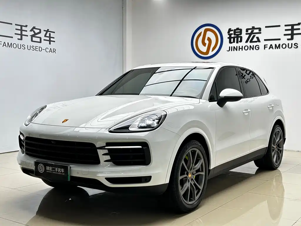 Porsche Cayenne Hybrid 2023