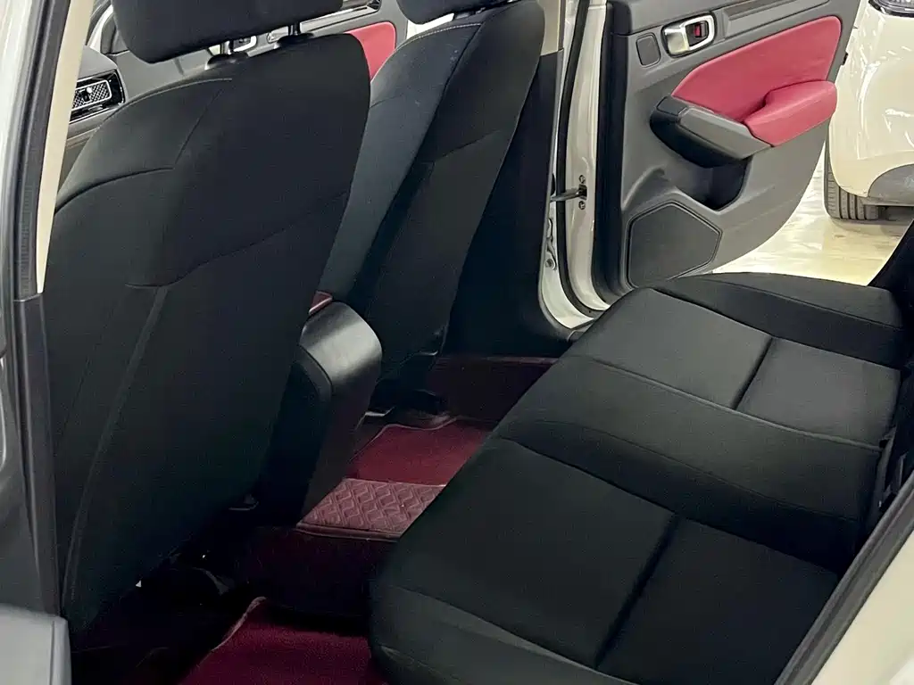 Honda Civic — миниатюра 6