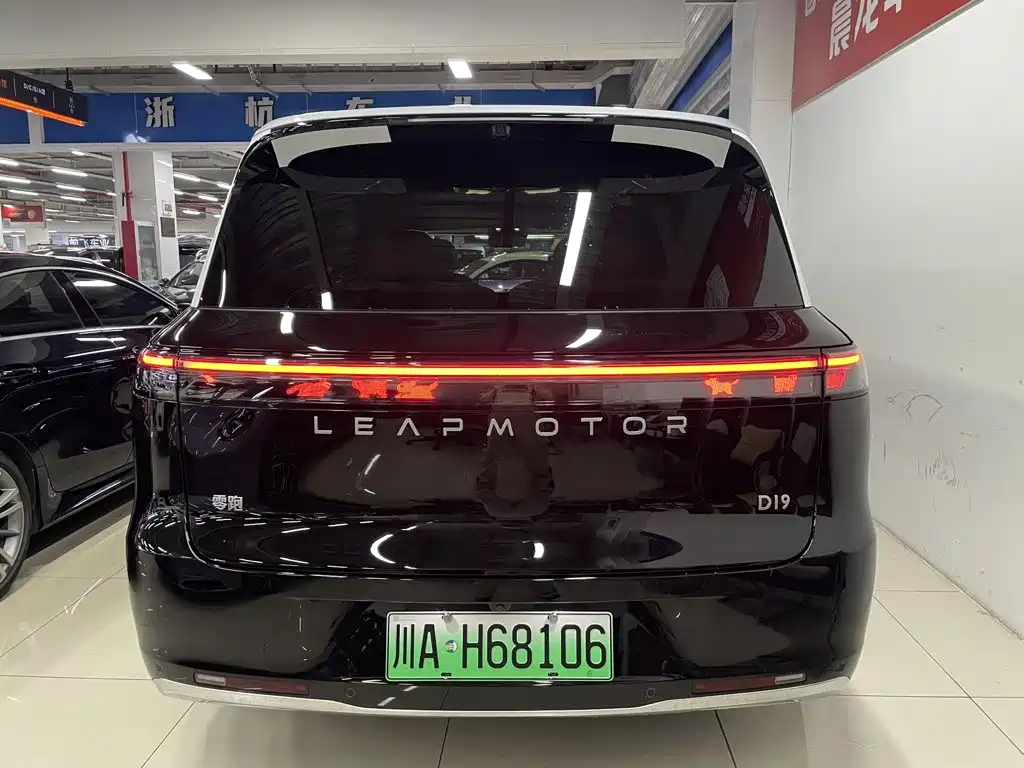 Leapmotor Leapmotor D19 — миниатюра 5