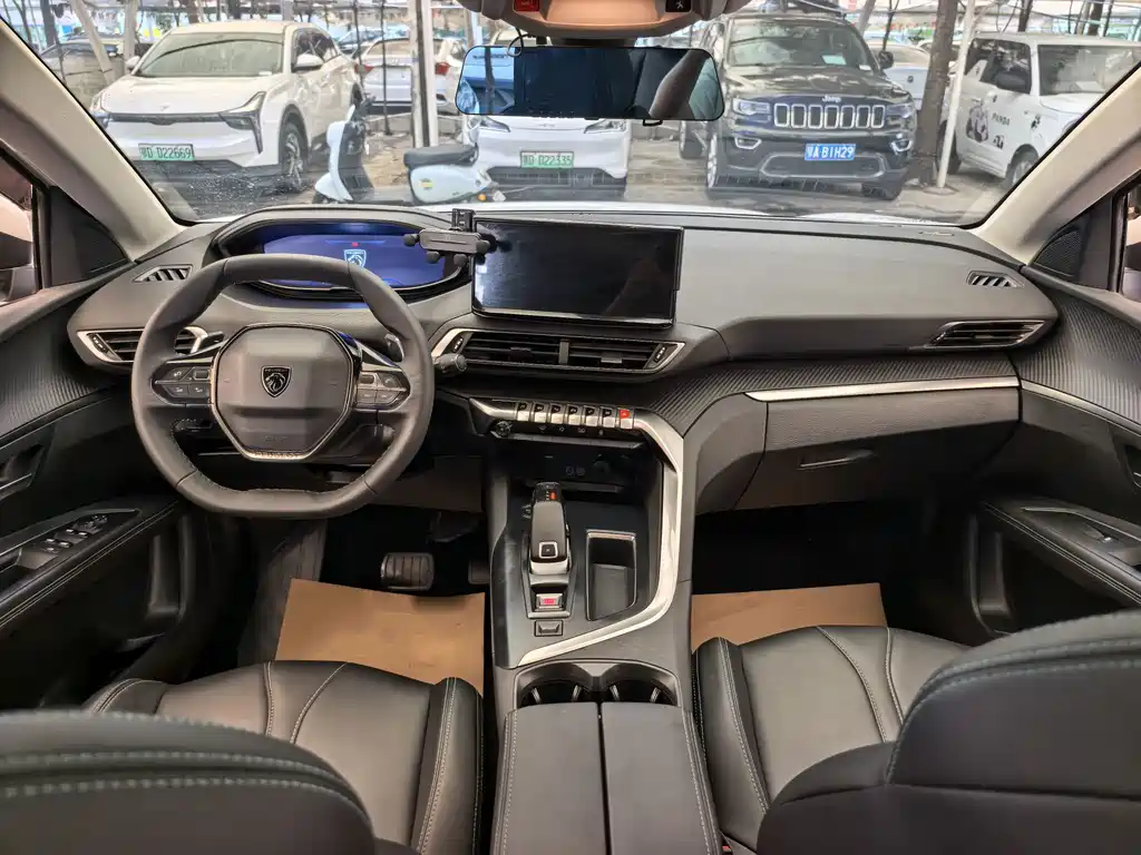 Peugeot 5008 — миниатюра 10