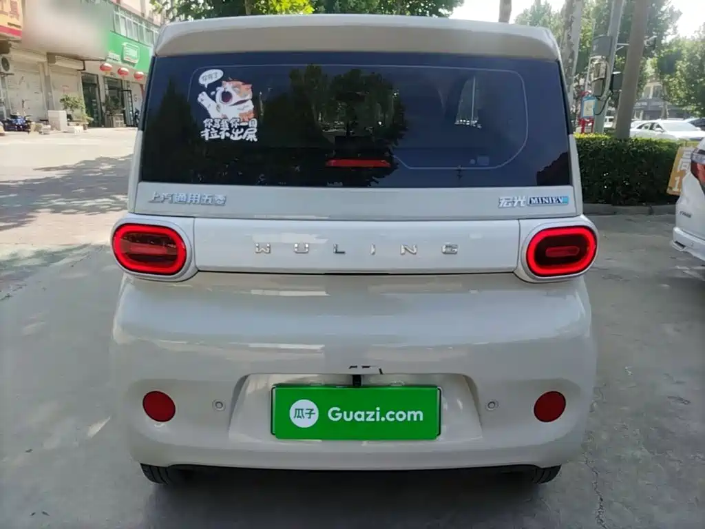 Wuling MINIEV — миниатюра 6