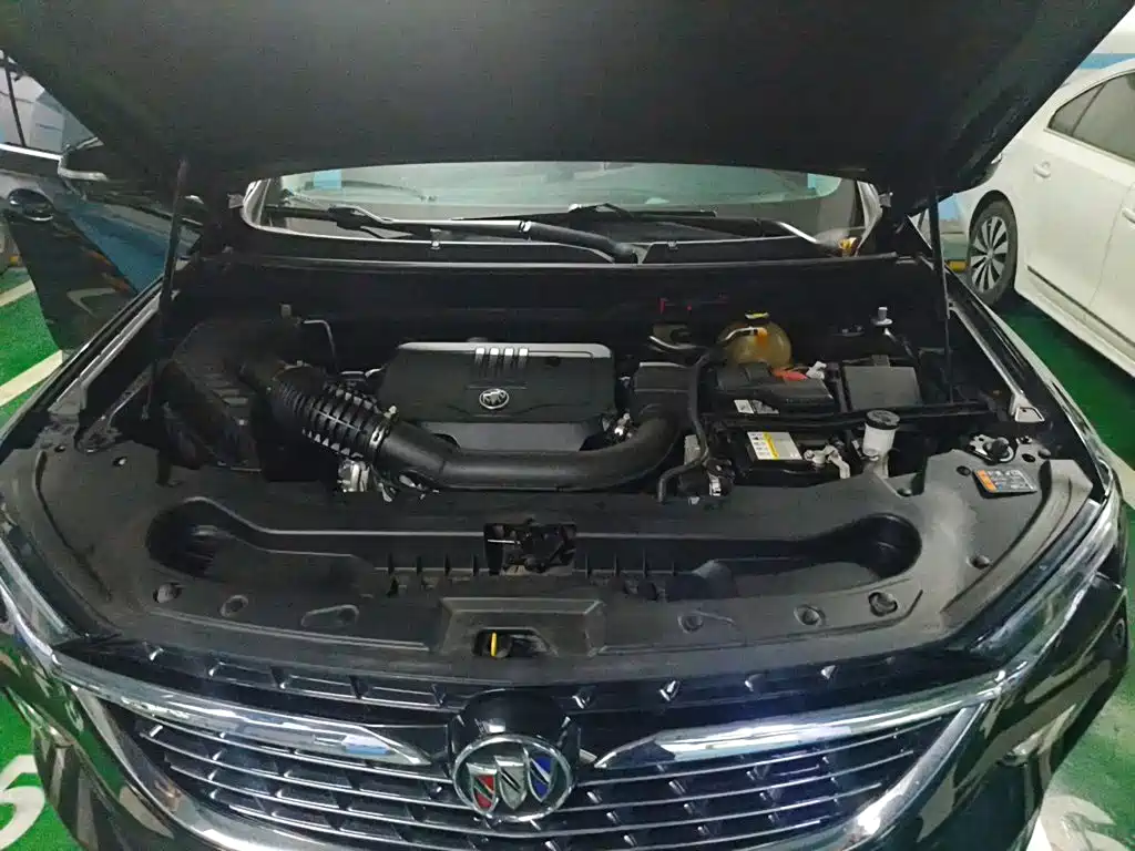 Buick Enclave — миниатюра 16