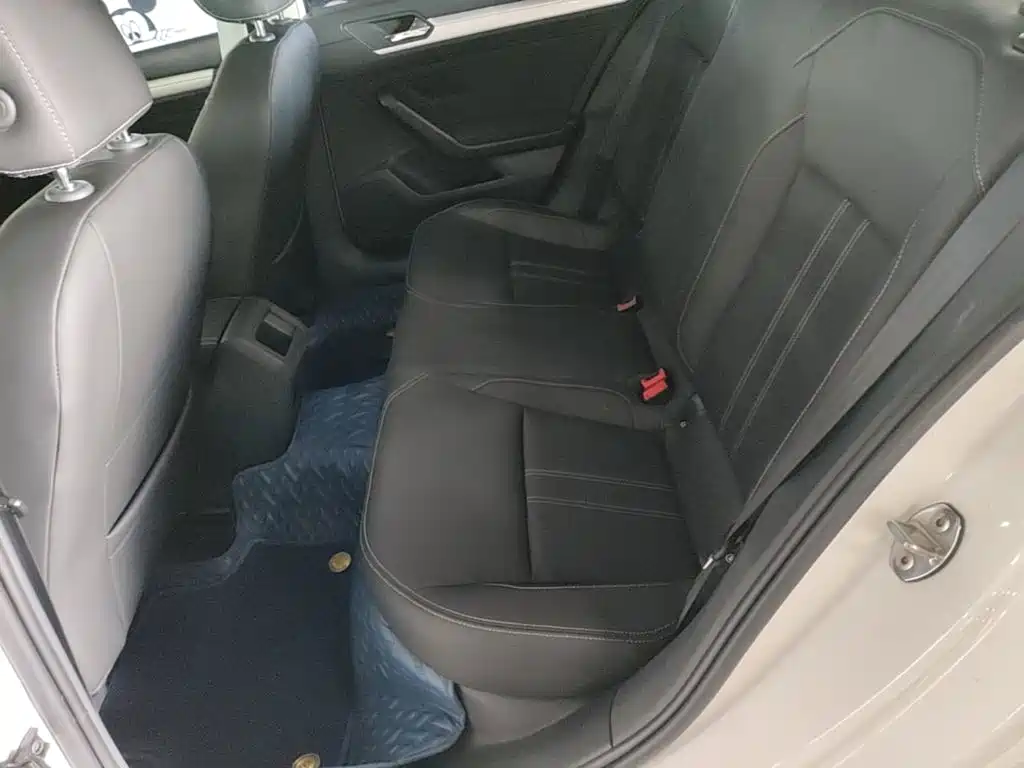 Volkswagen Lamando — миниатюра 17