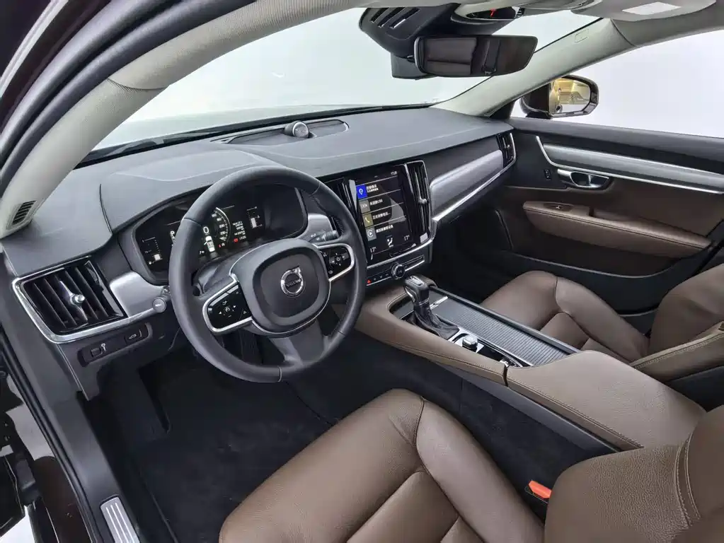 Volvo S90 — миниатюра 18