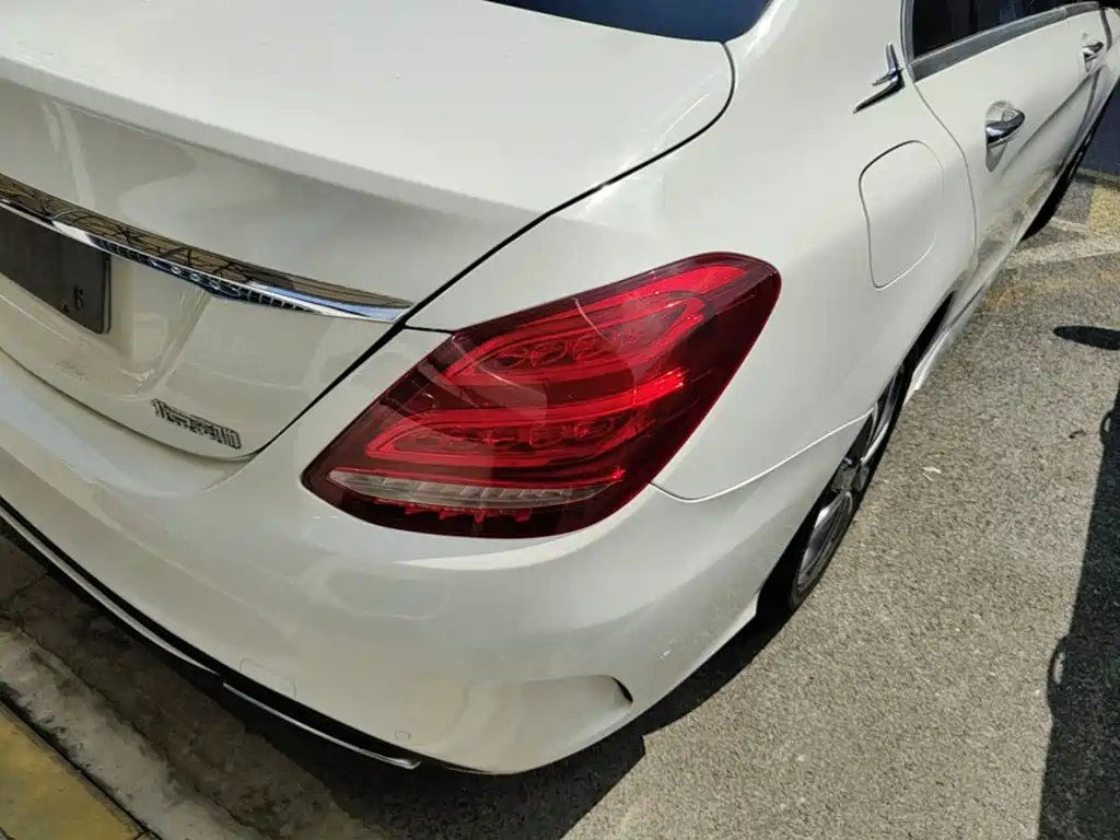 Mercedes-Benz C-Class — миниатюра 8