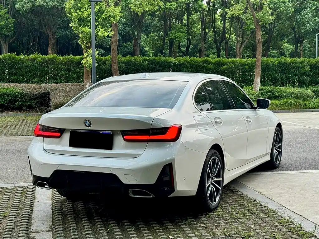 BMW 3 Series — миниатюра 10