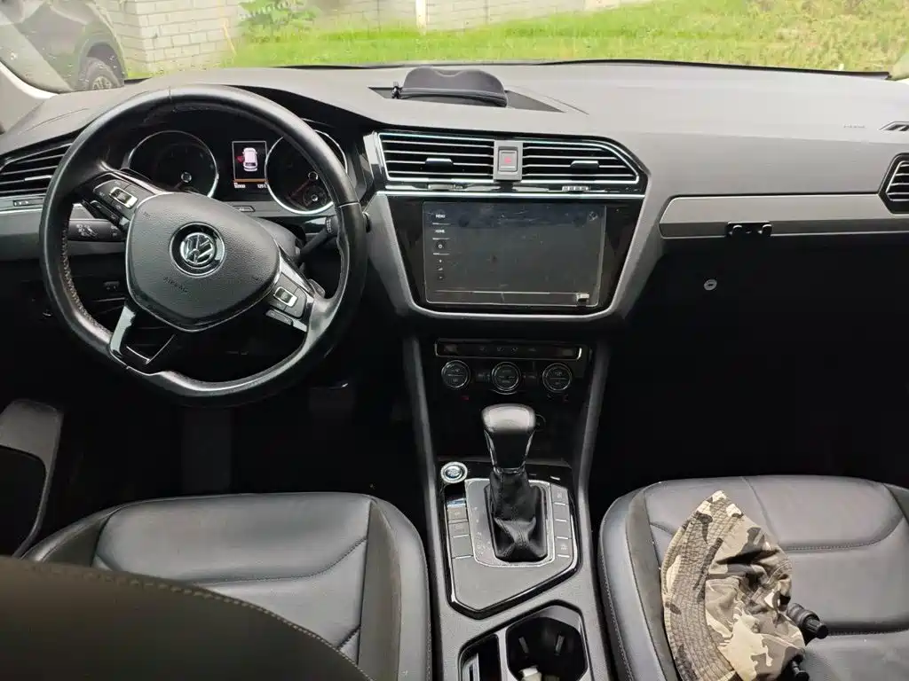 Volkswagen Tiguan L — миниатюра 6
