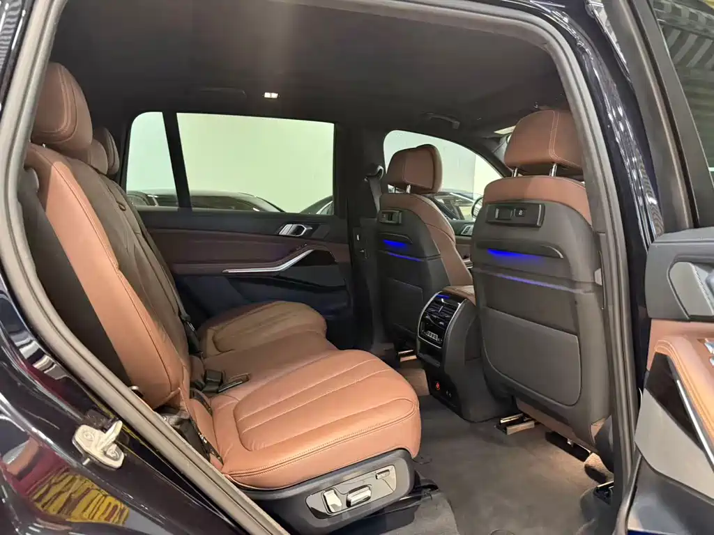 BMW X7 — миниатюра 12