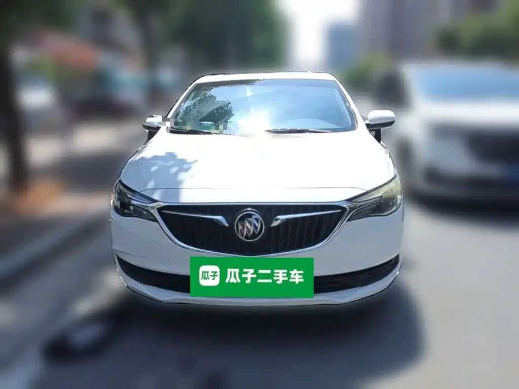 Buick Excelle — миниатюра 2