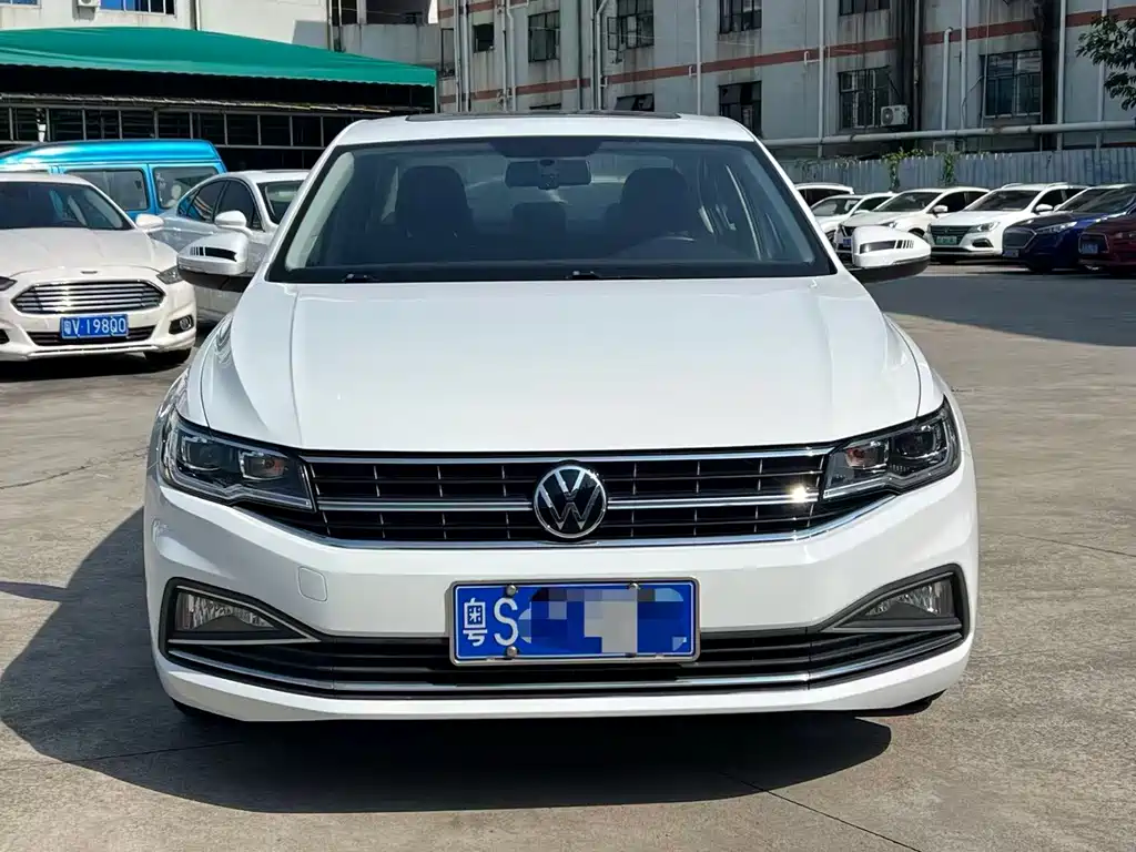 Volkswagen Bora — миниатюра 2