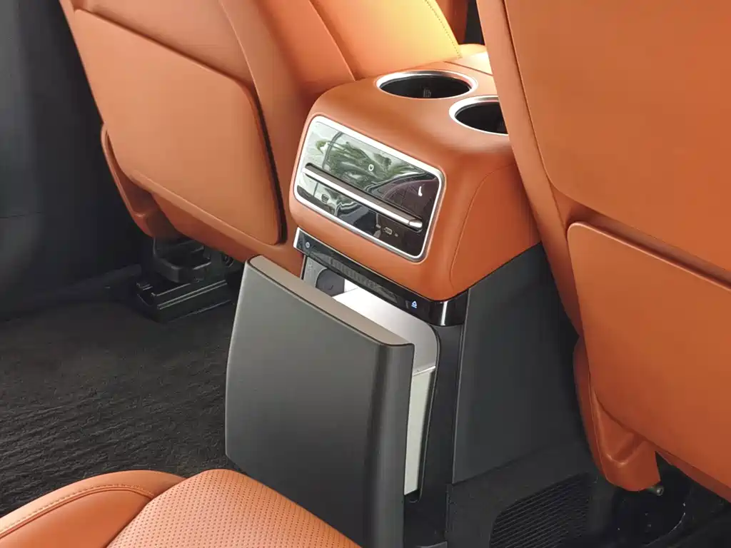 Li Auto Li L9 — миниатюра 13