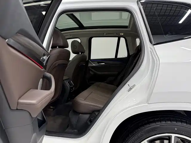 BMW X3 — миниатюра 8