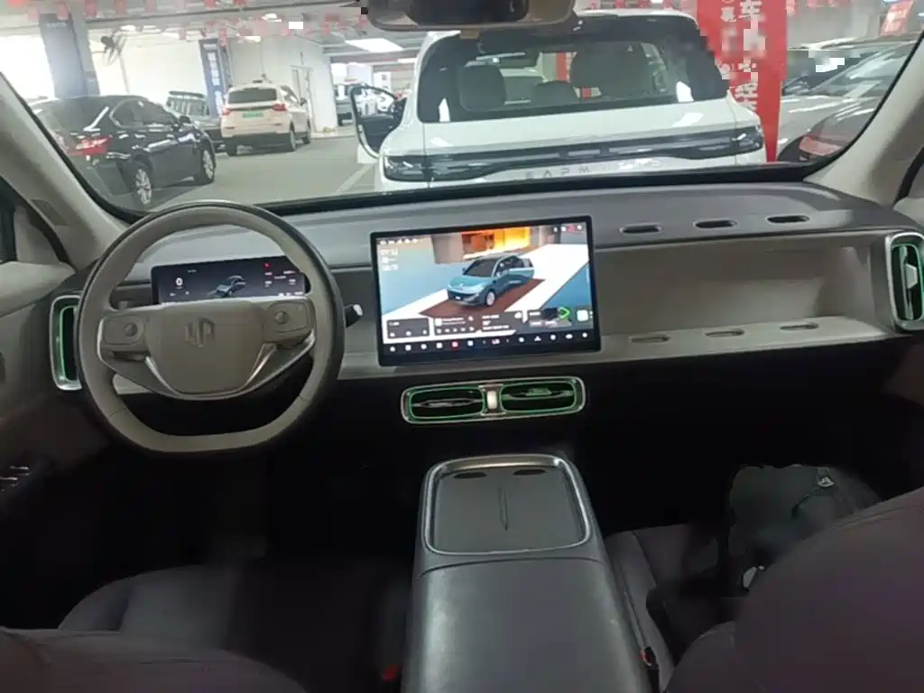 Leapmotor Leapmotor B10 — миниатюра 10