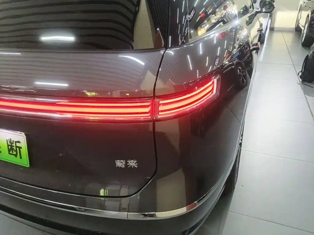 NIO ES8 — миниатюра 8