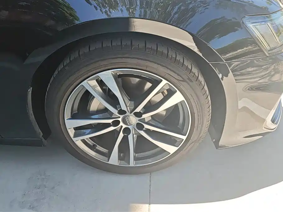 Audi A6L 2020 40 TFSI Luxury