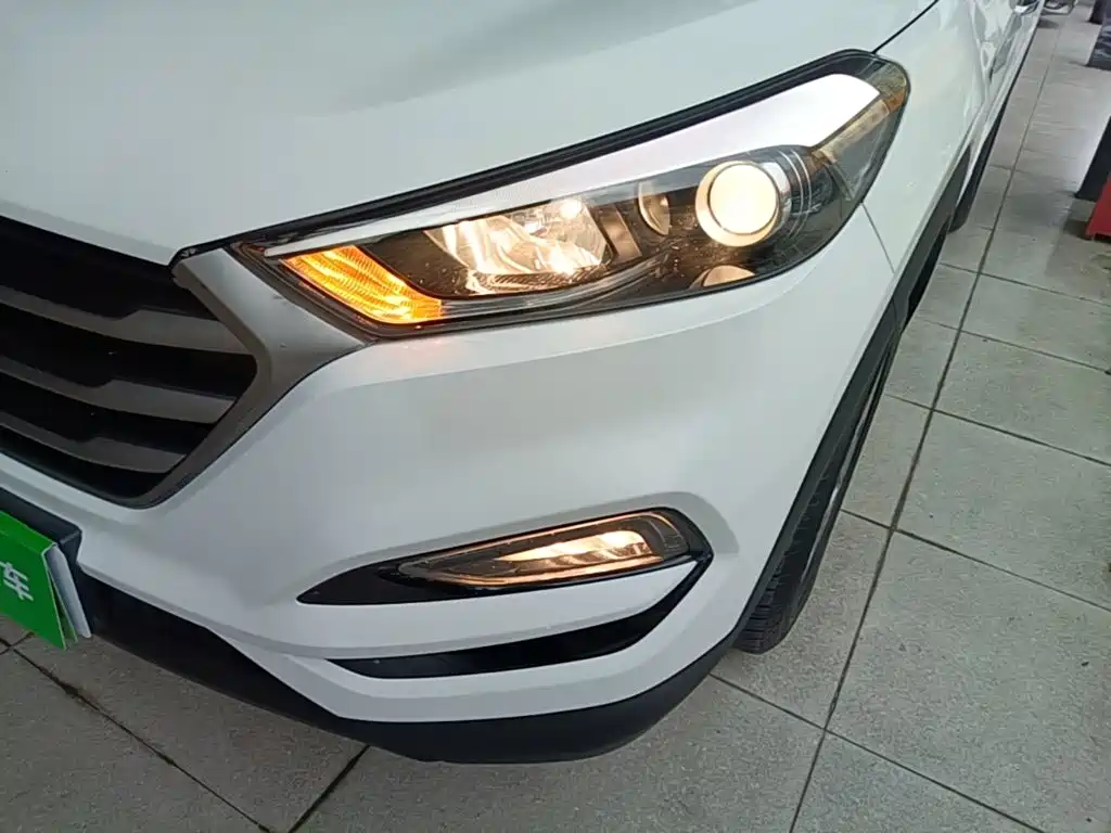 Hyundai Tucson — миниатюра 24