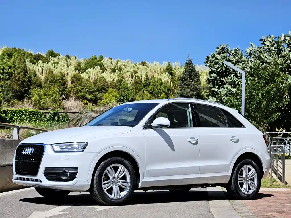 Audi Q3 2016