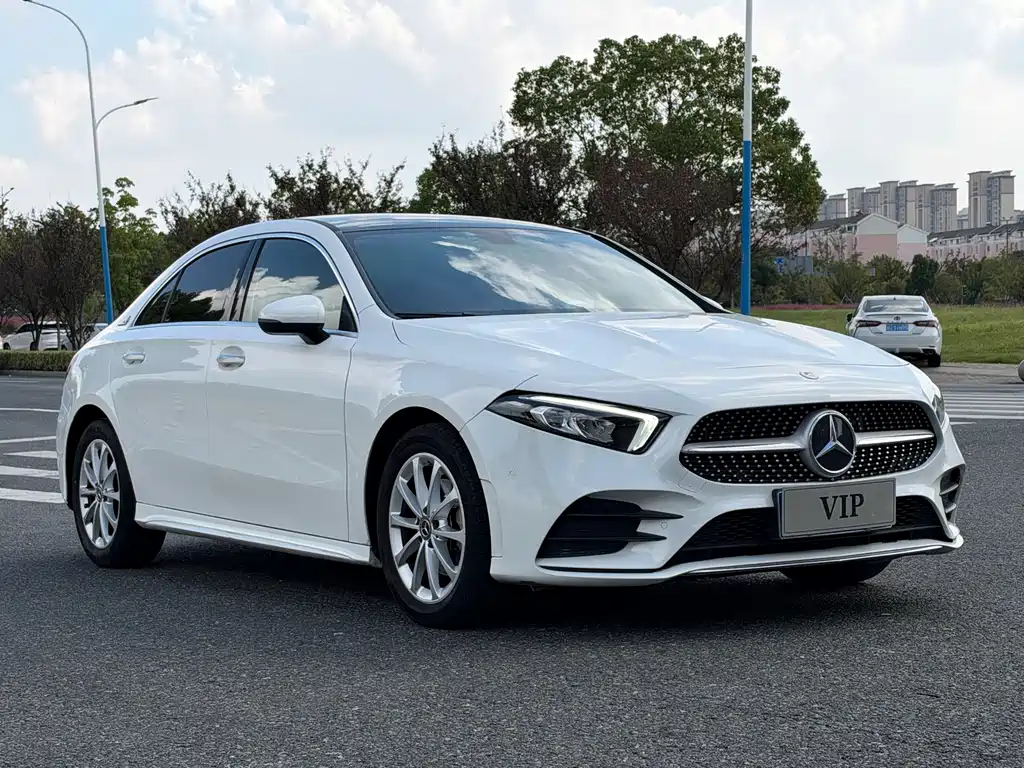 Mercedes-Benz A-Class — миниатюра 3