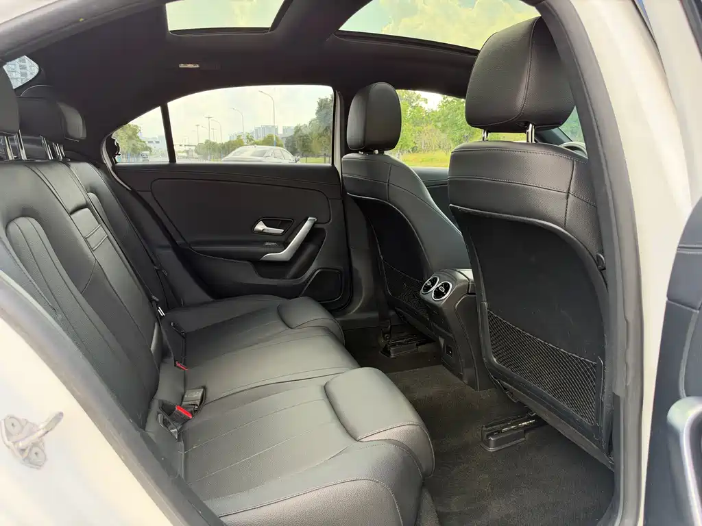 Mercedes-Benz A-Class — миниатюра 18