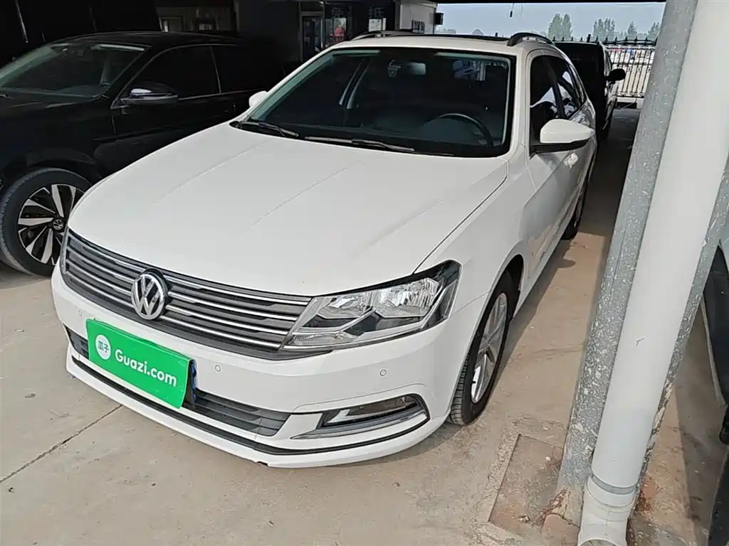 Volkswagen Gran Lavida 2015