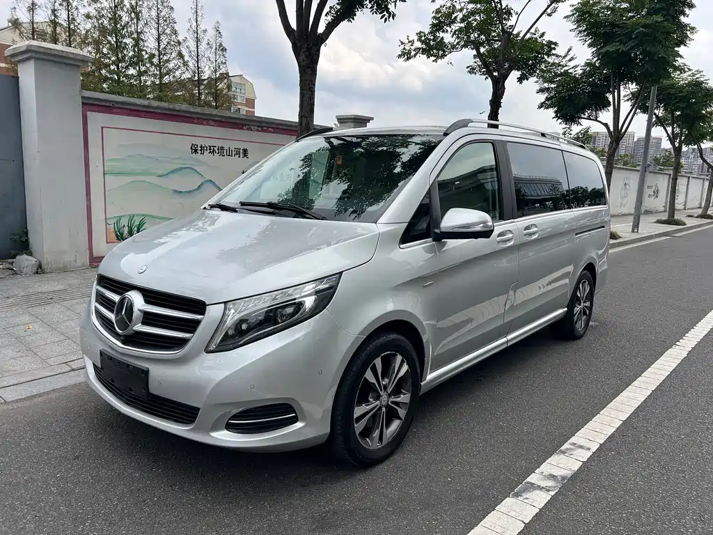Mercedes-Benz V-Class