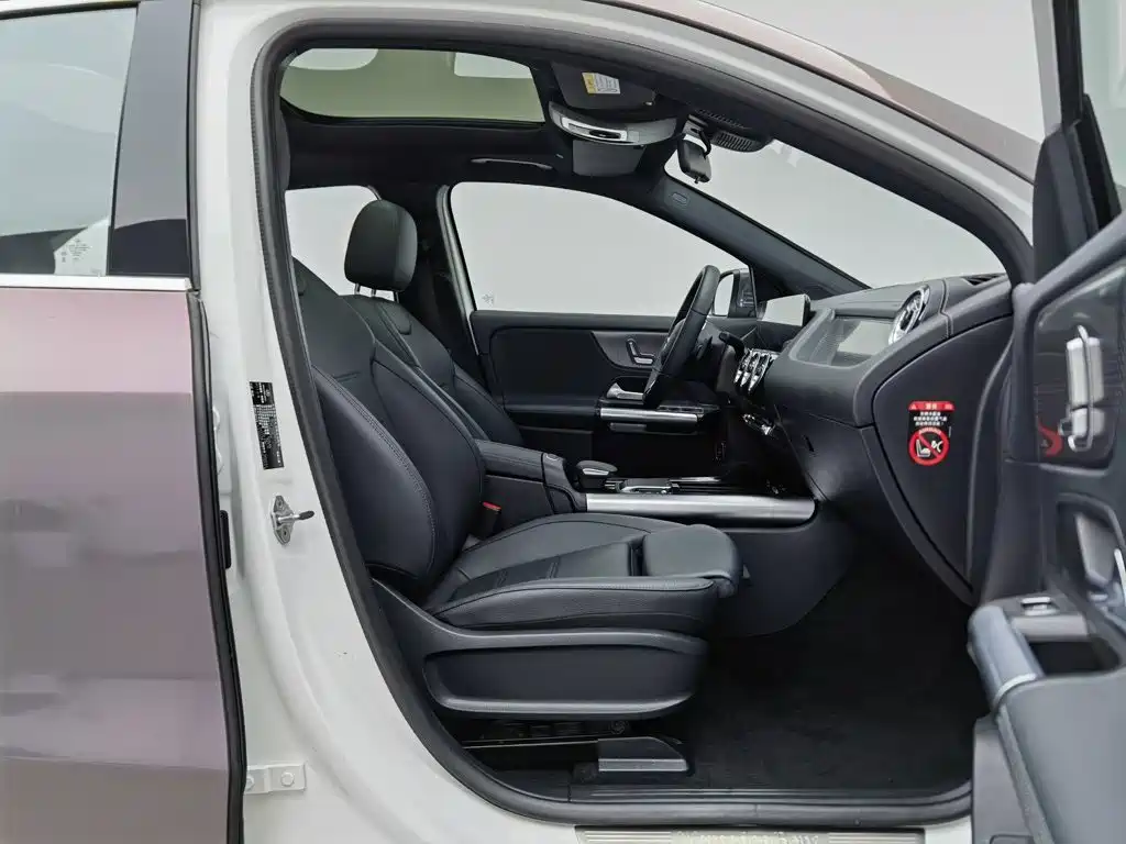 Mercedes-Benz EQA — миниатюра 23