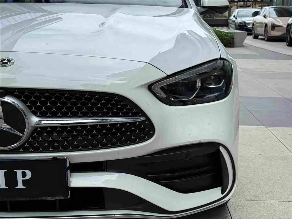 Mercedes-Benz C-Class — миниатюра 10