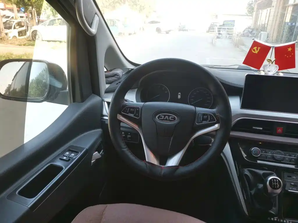 JAC Refine Refine M3 — миниатюра 6