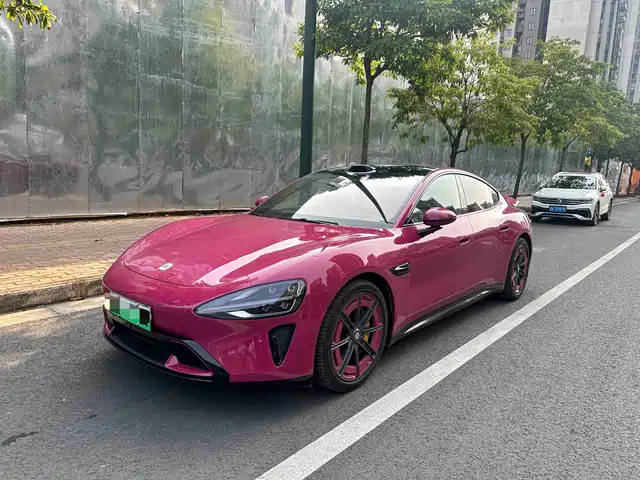 XIAOMI CAR XIAOMI SU7 2025