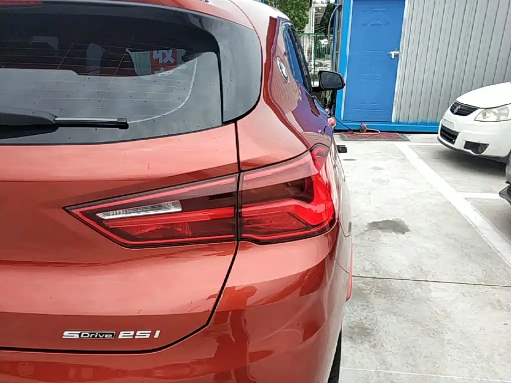 BMW X2 — миниатюра 8