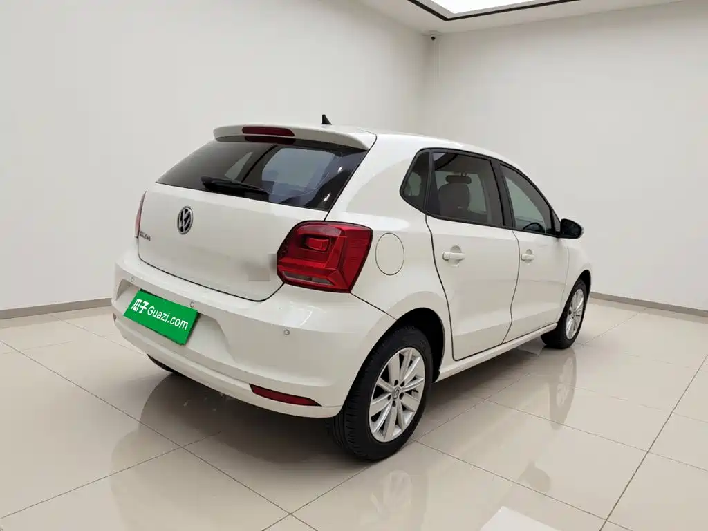 Volkswagen Polo — миниатюра 7