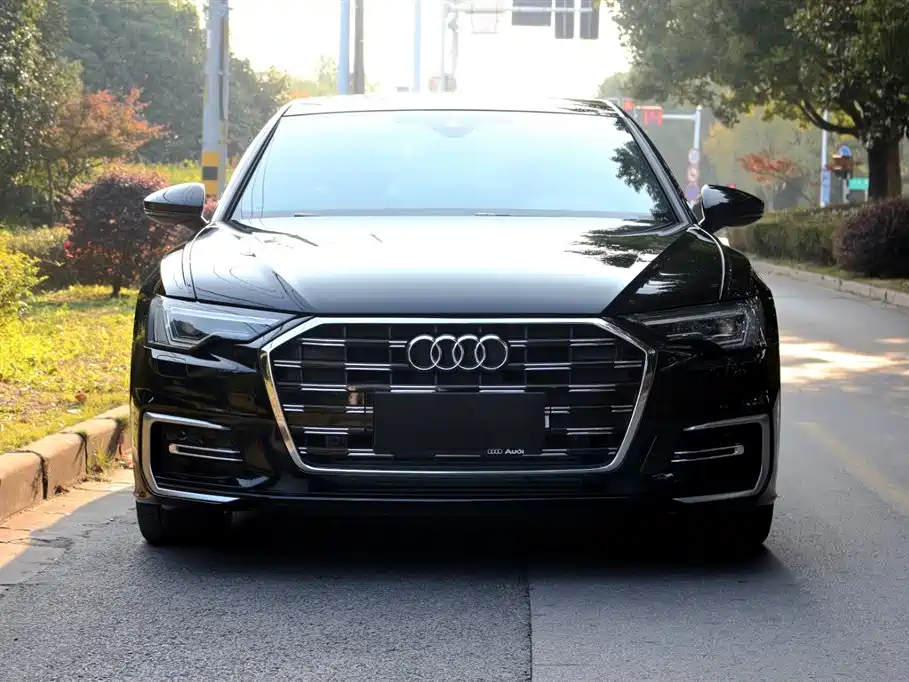Audi A6L 2024 40 TFSI Luxury