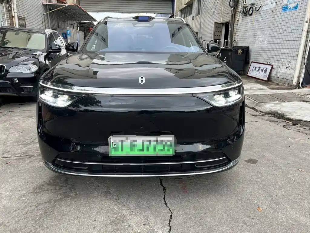 Aito 问界 AITO M8 2025