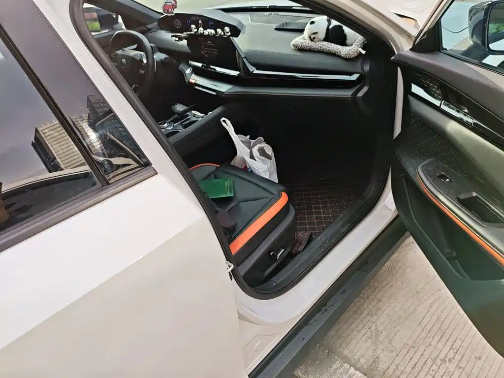 Changan UNI-V — миниатюра 20