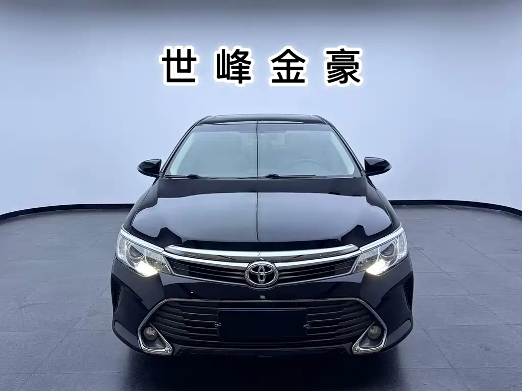 Toyota Camry — миниатюра 2