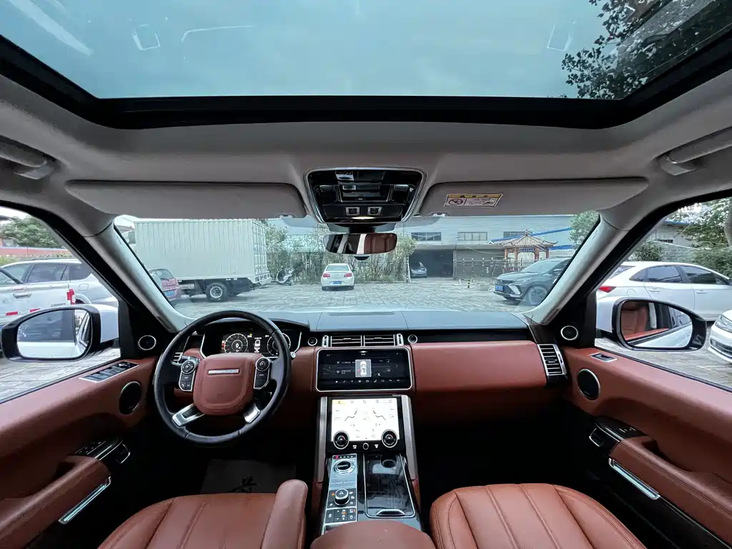 LAND ROVER RANGE ROVER