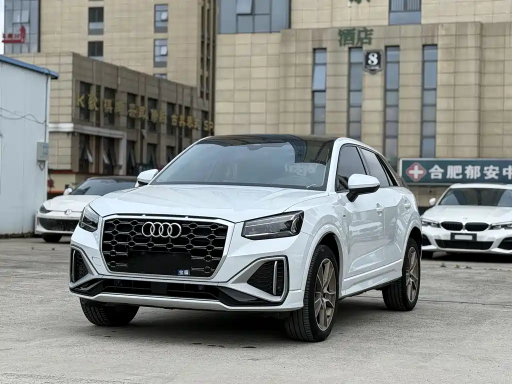 Audi Q2L 2022