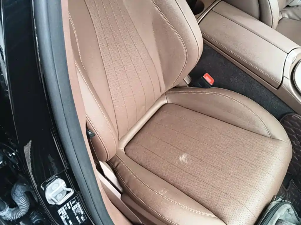 Mercedes-Benz E-Class — миниатюра 25