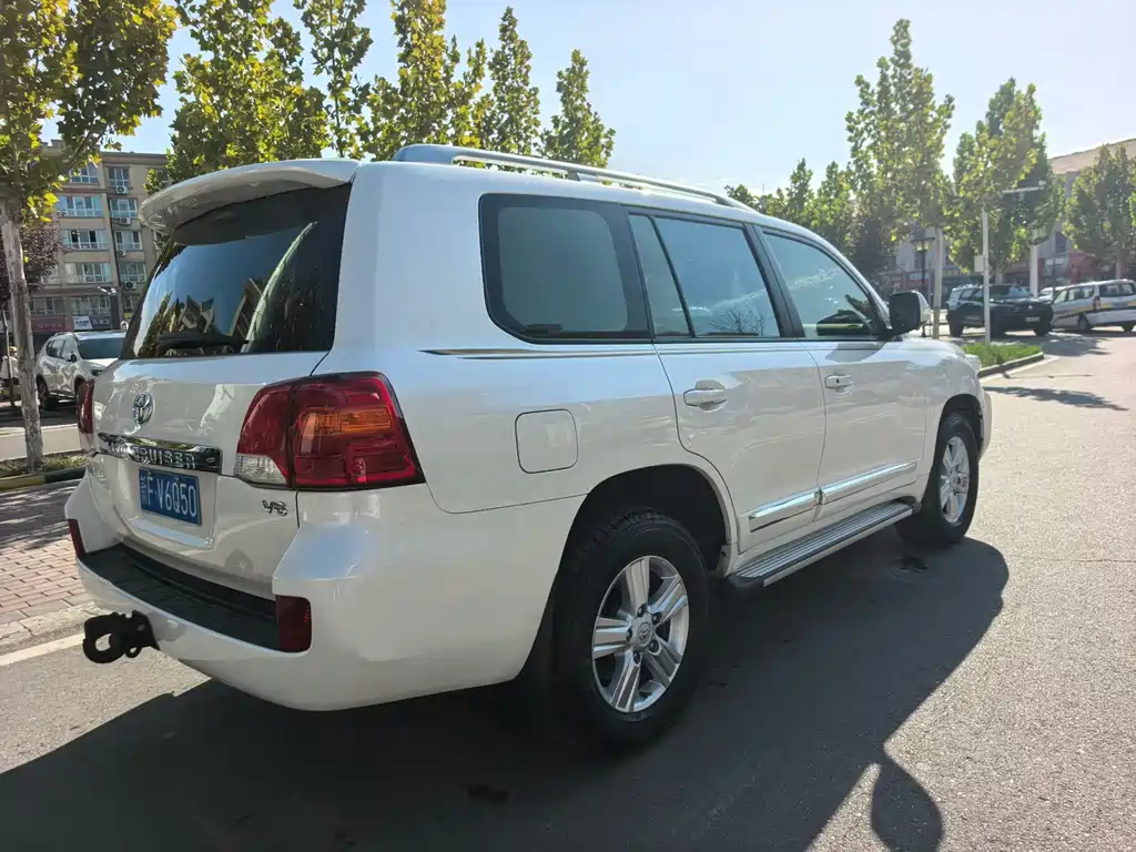 Toyota Land Cruiser — миниатюра 9
