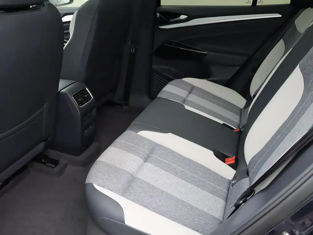 Volkswagen ID.4 Crozz — миниатюра 13