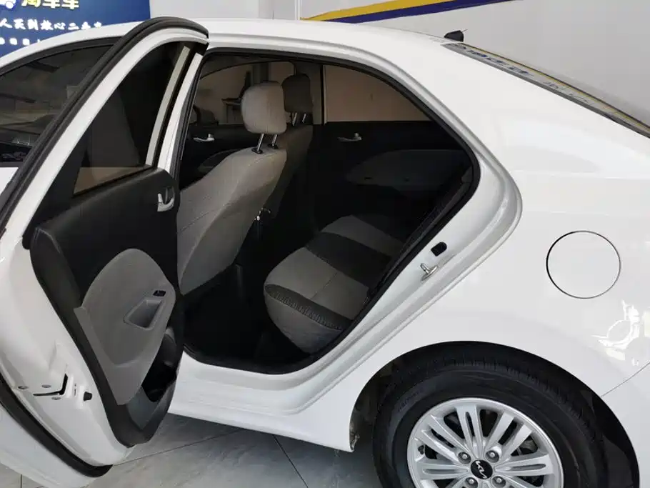 Kia Huanchi — миниатюра 11