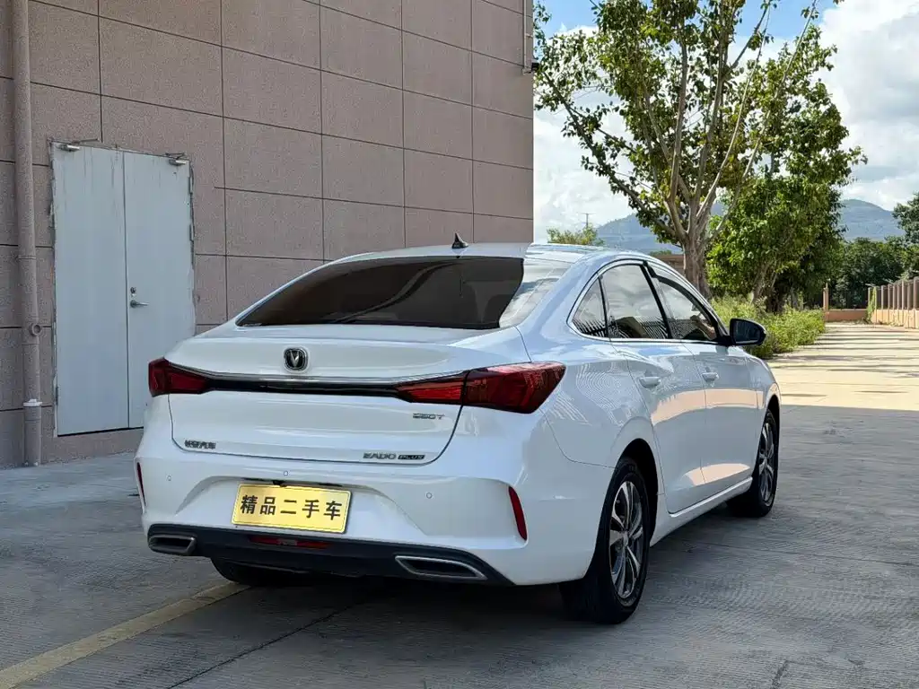 Changan Eado — миниатюра 7