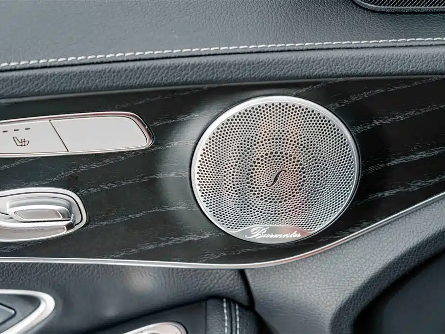 Mercedes-Benz C-Class — миниатюра 16