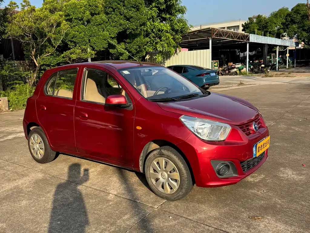 Venucia R30 — миниатюра 3