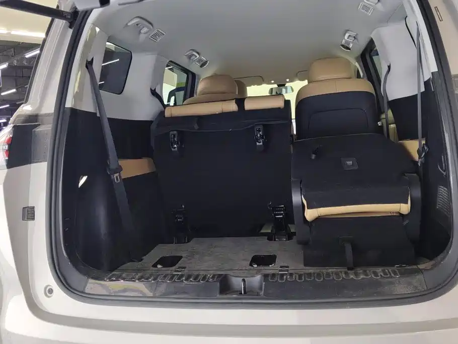 Wuling Звездный свет 730 Новая энергия — миниатюра 4