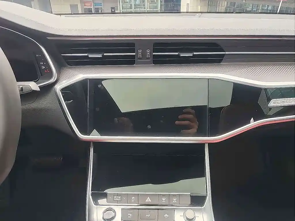 Audi A7L — миниатюра 8