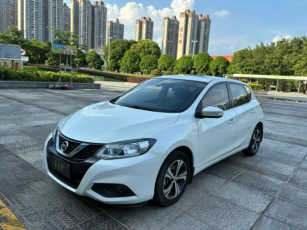 Nissan Tiida 2017