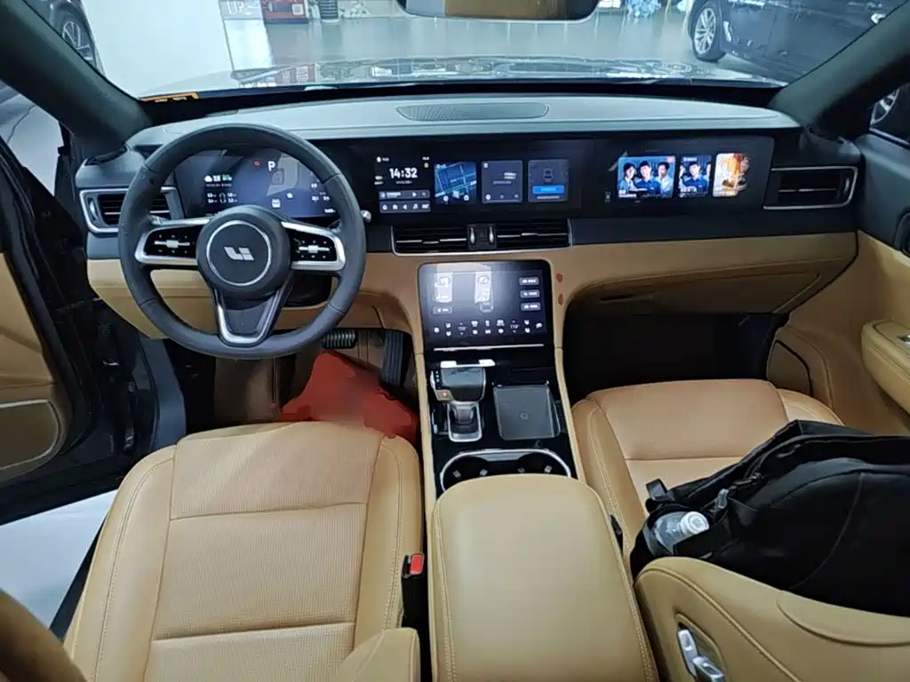 Li Auto Li ONE — миниатюра 10